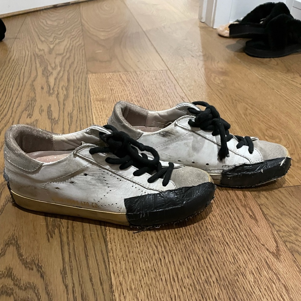 Golden Goose Superstar Sneaker